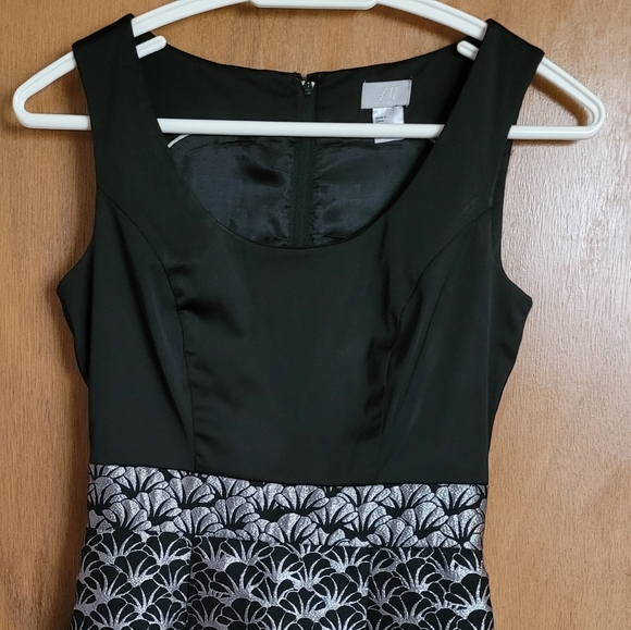 Size 4 - h&m - sleveless dress - black - Picture 3 of 16